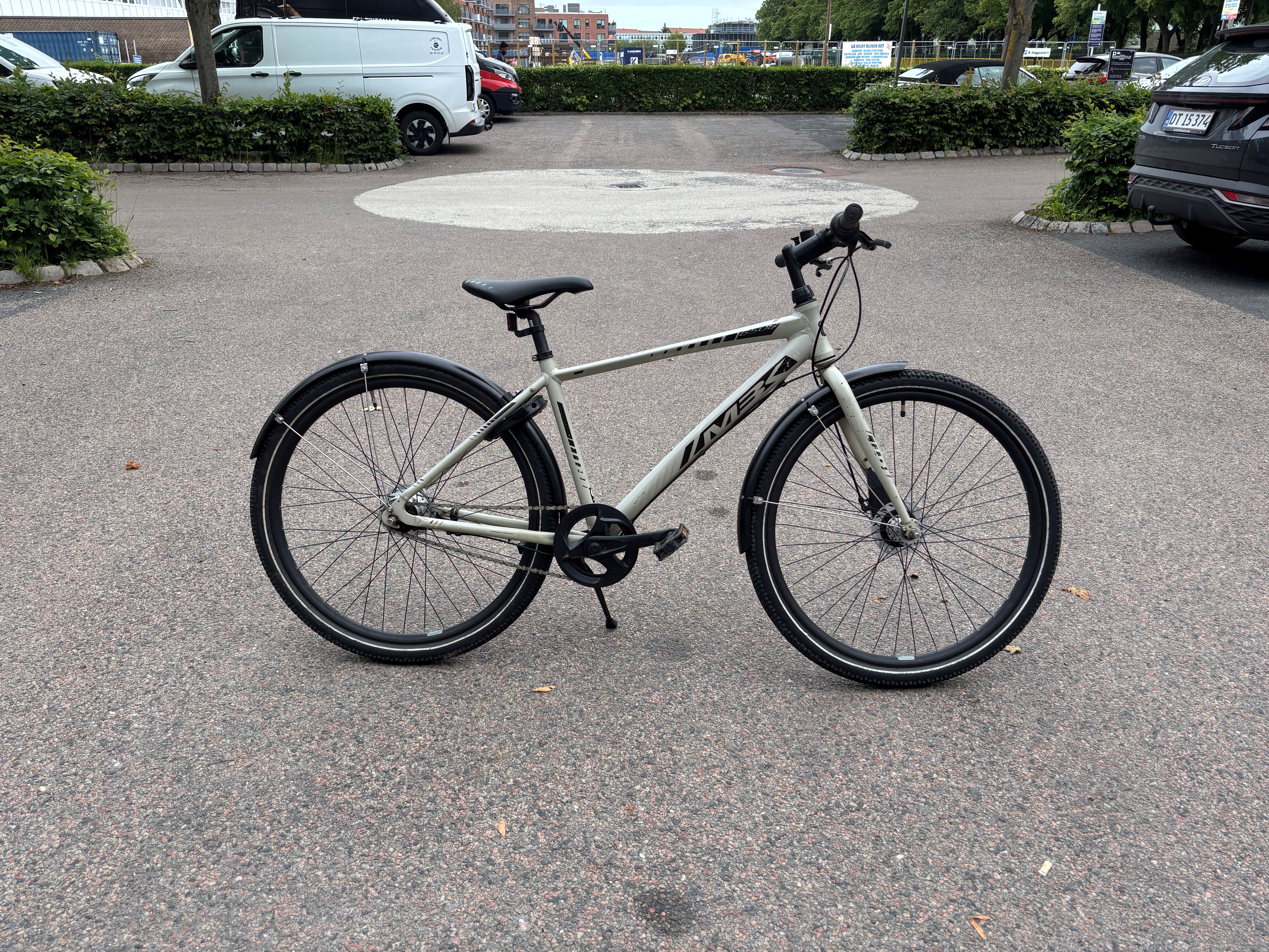 MBK Beige Cheyenne 650B - 17"