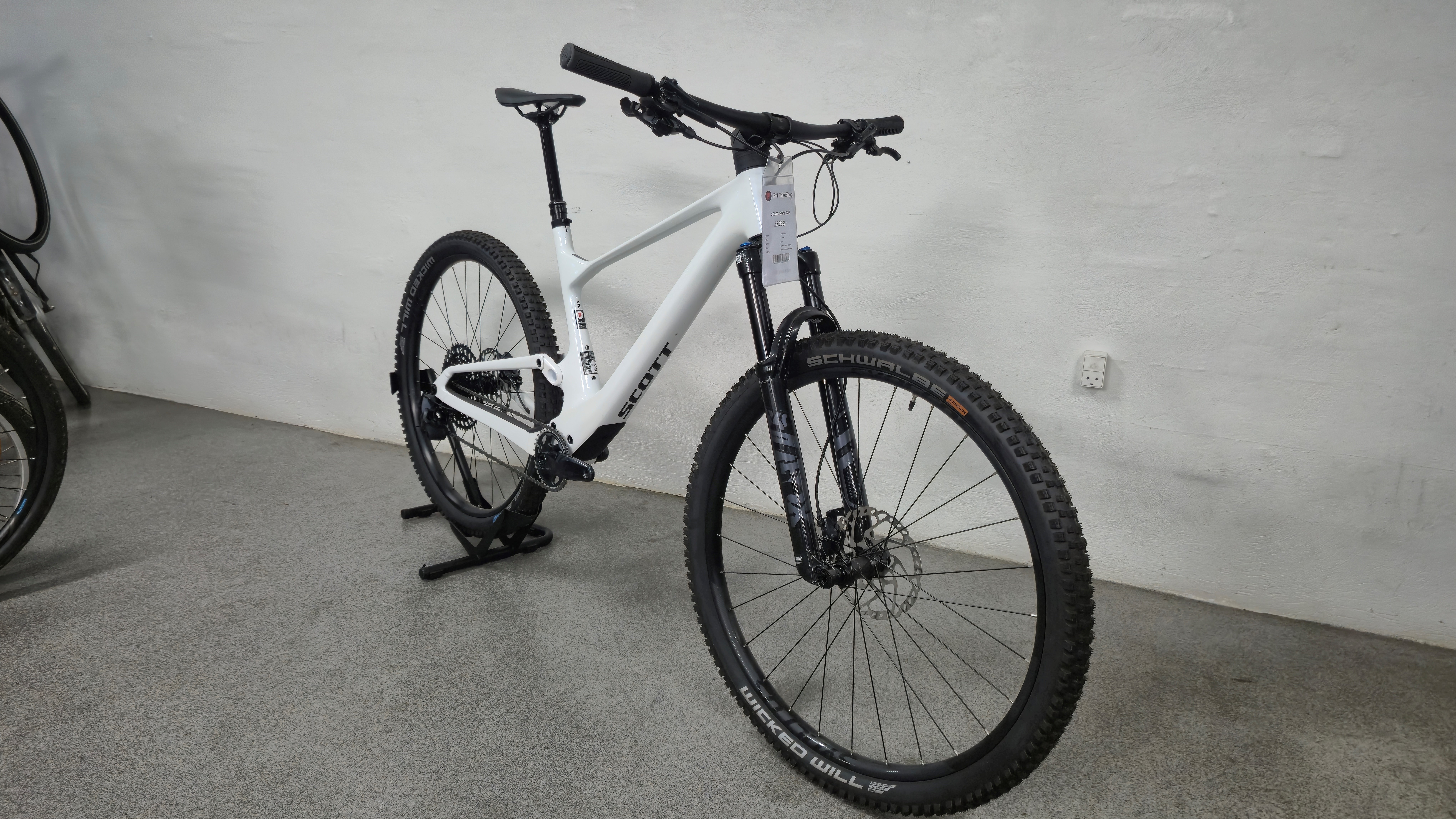 SCOTT Hvid Spark 920 - L