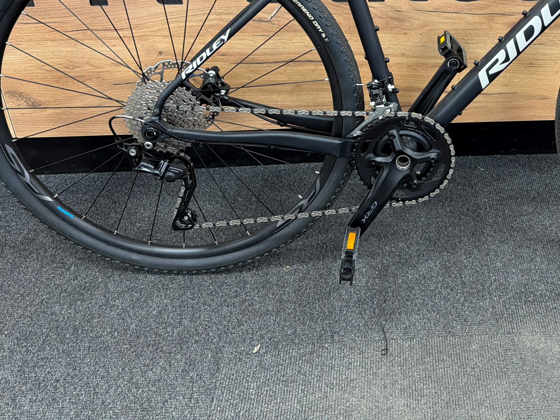 Ridley Black Metallic Kanzo Adventure A GRX400 - M