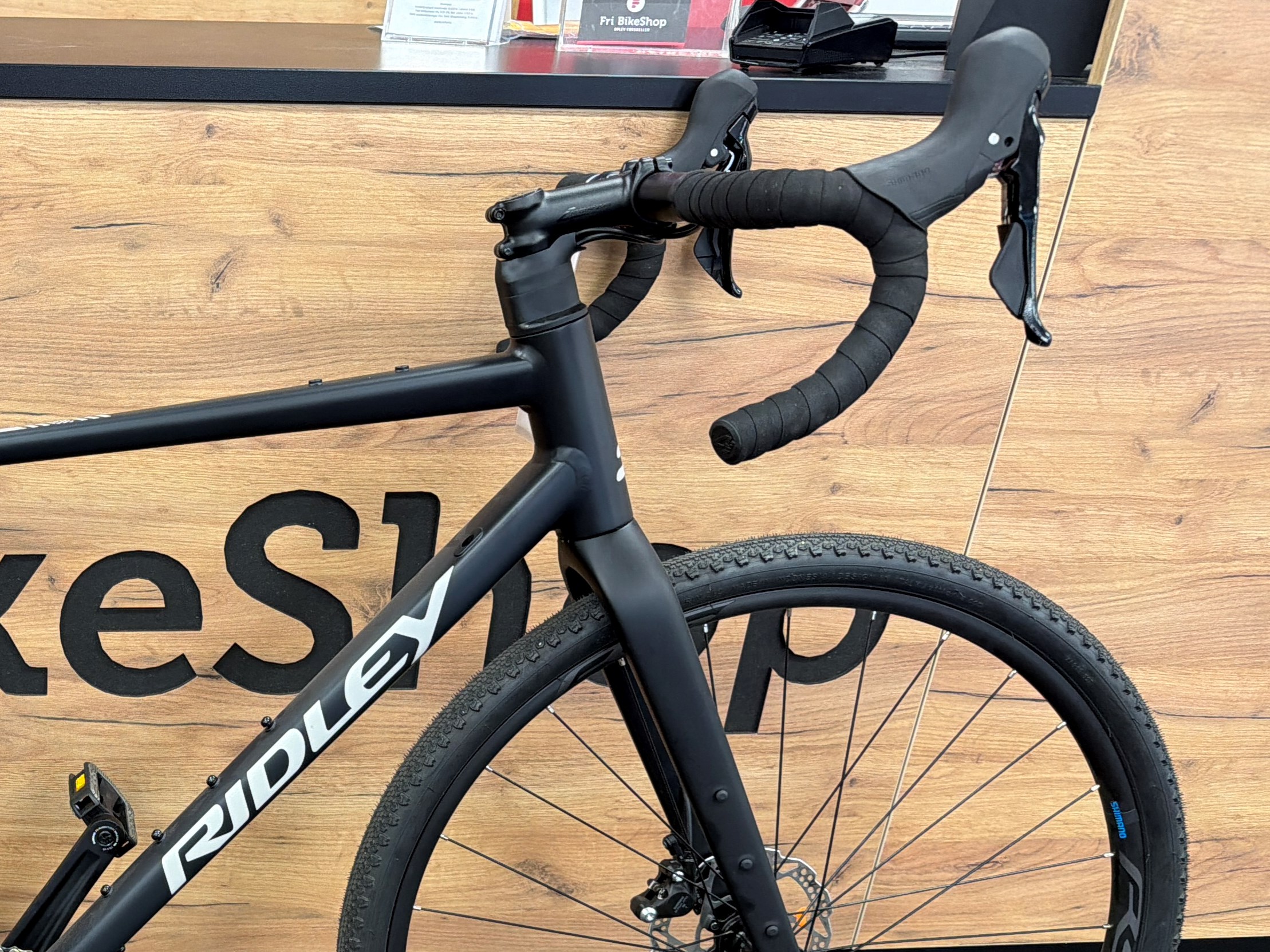 Ridley Black Metallic Kanzo Adventure A GRX400 - M