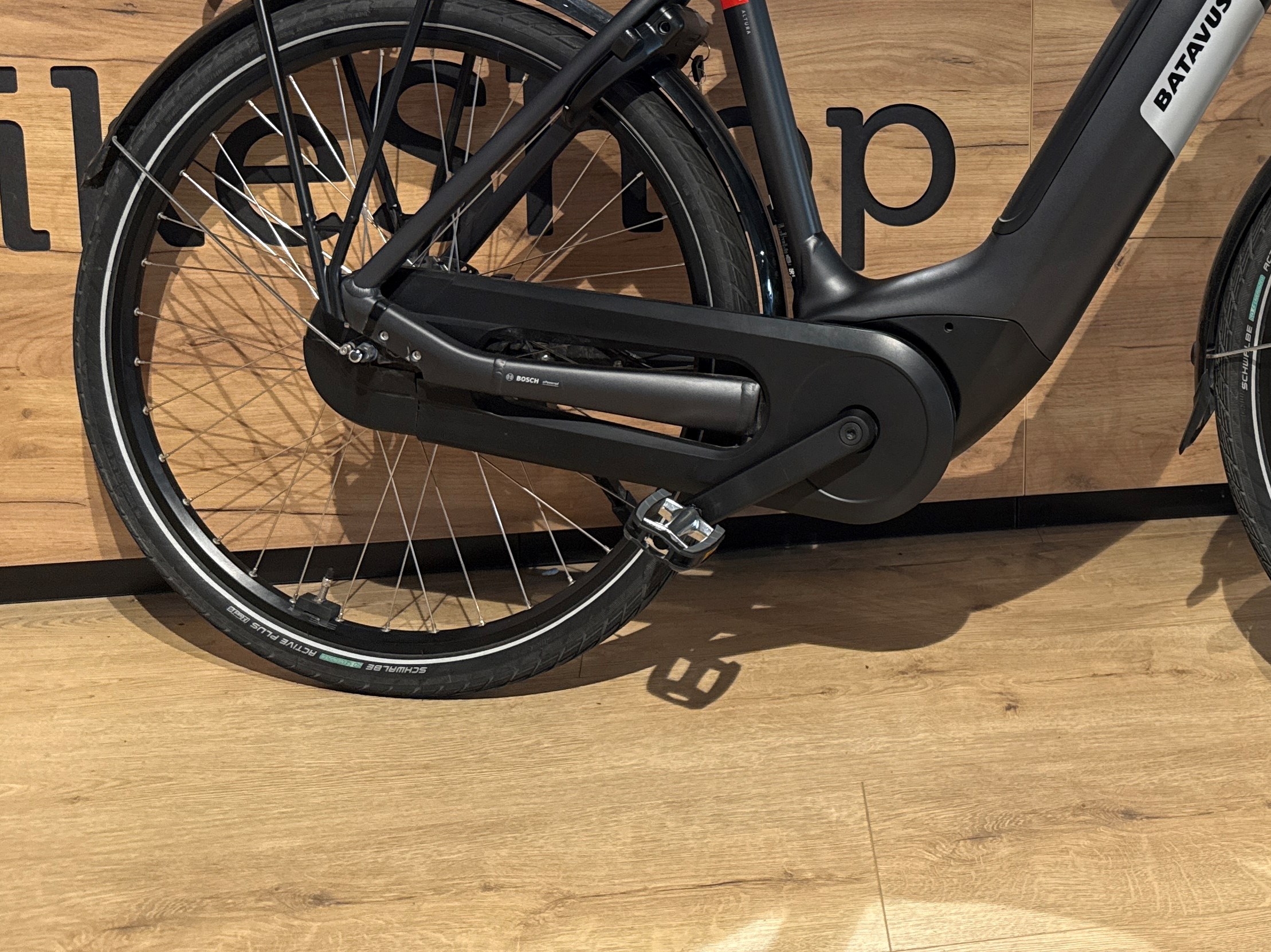 Batavus Smoking Black Altura Power Pro - 56 cm