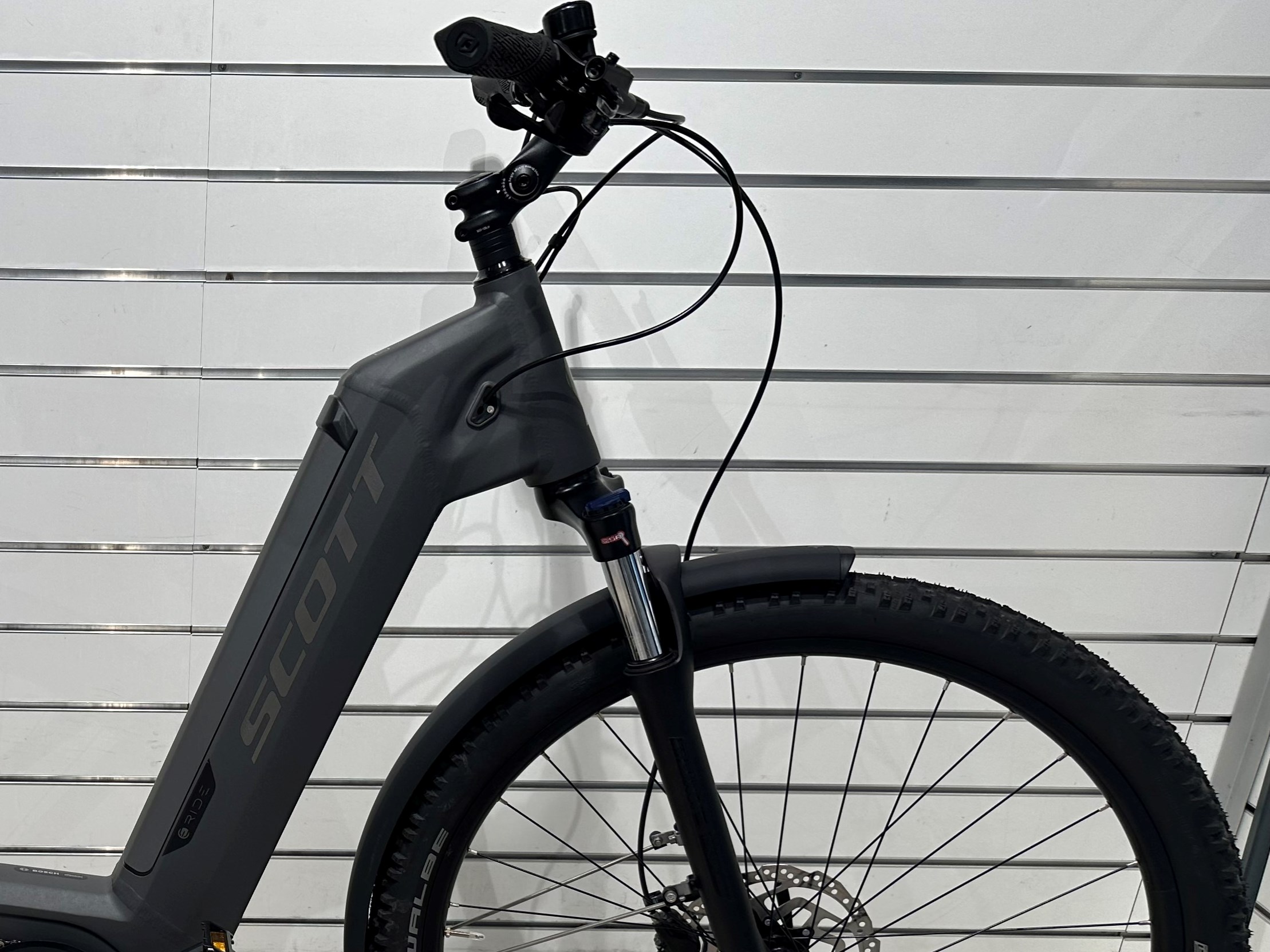 SCOTT Mørkegrå Sub Cross eRIDE 20 EQ Unisex - S