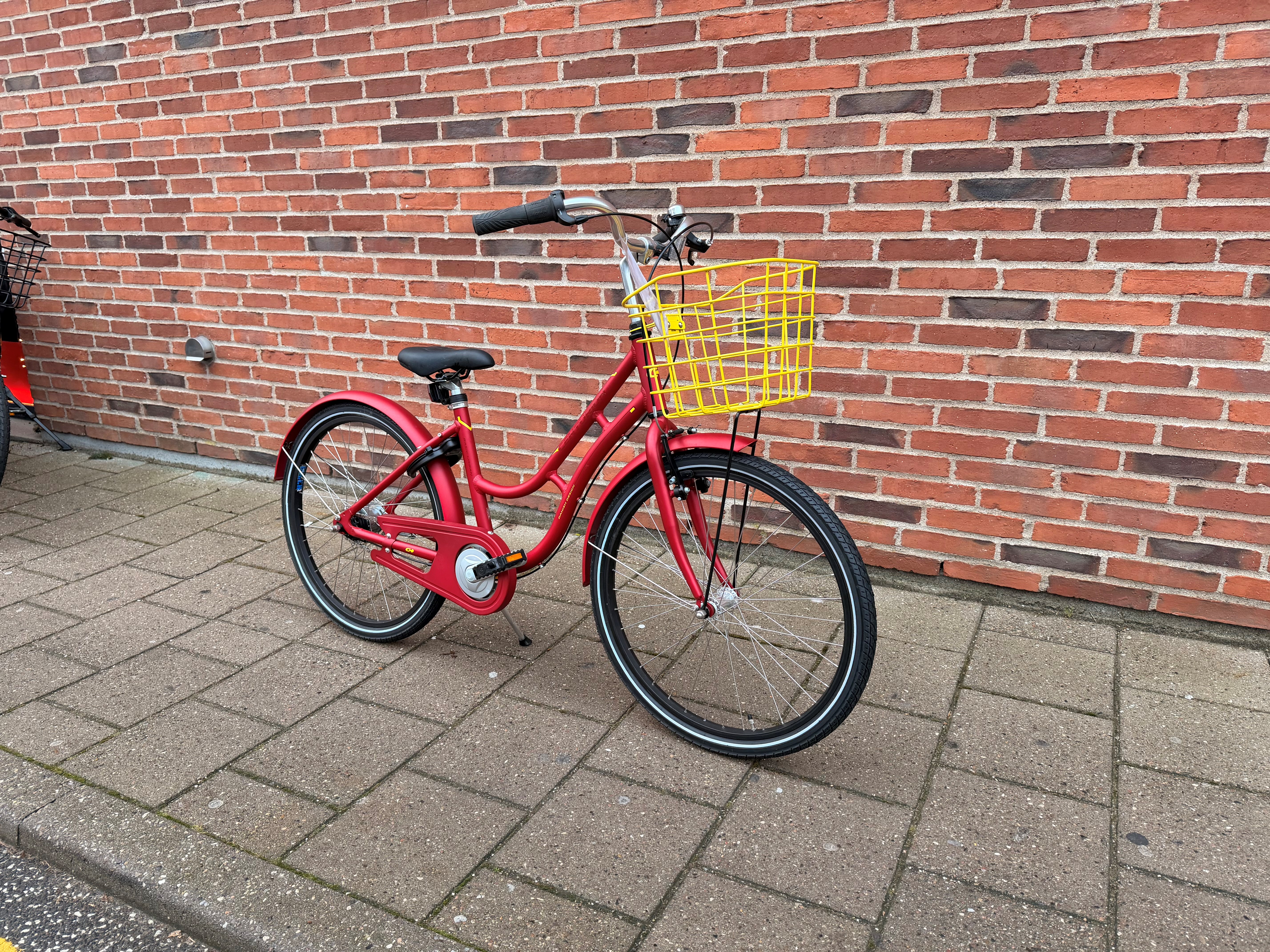 Centurion Rød Basic Urban - 24"