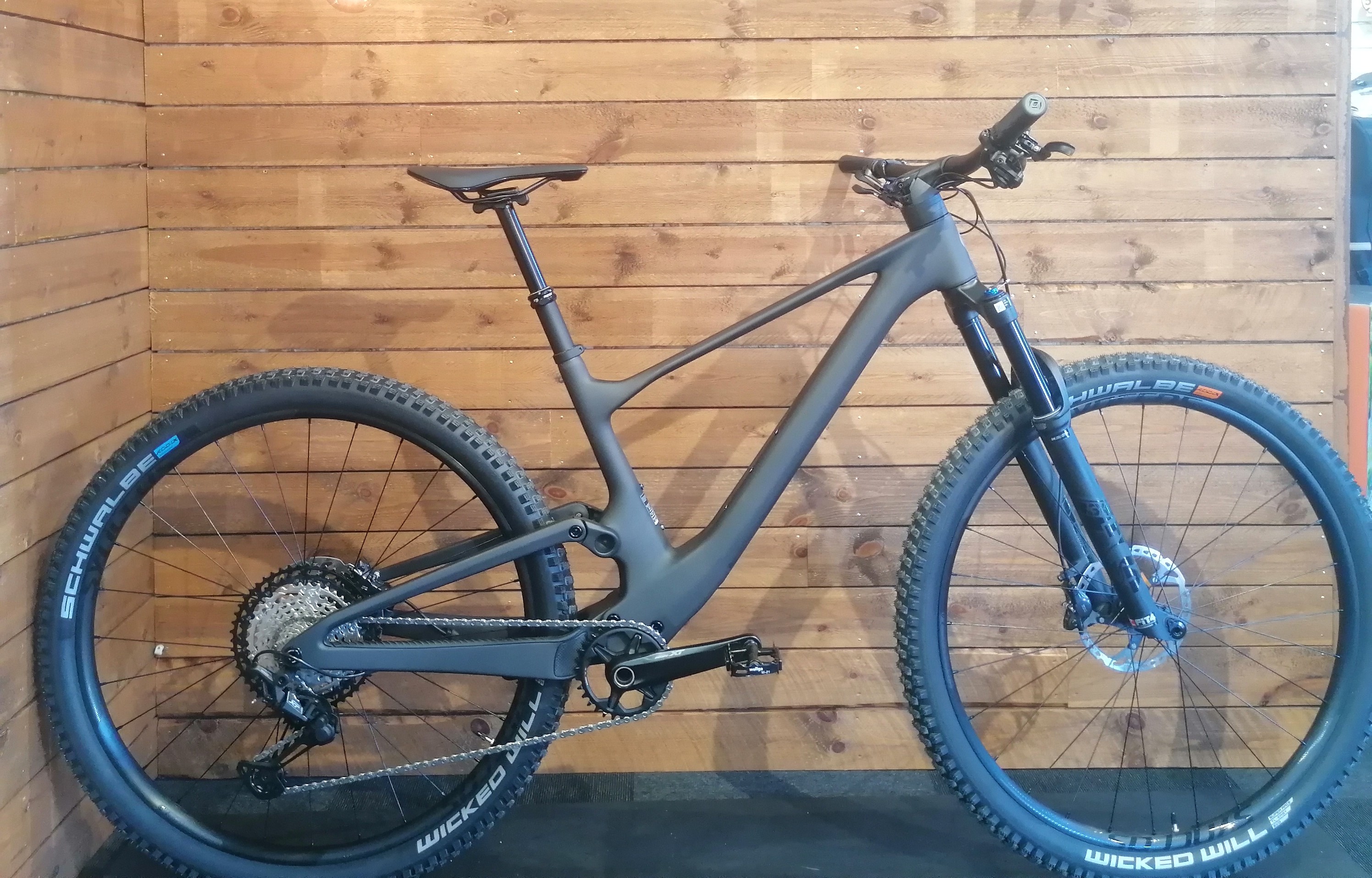 Spark 910 - M