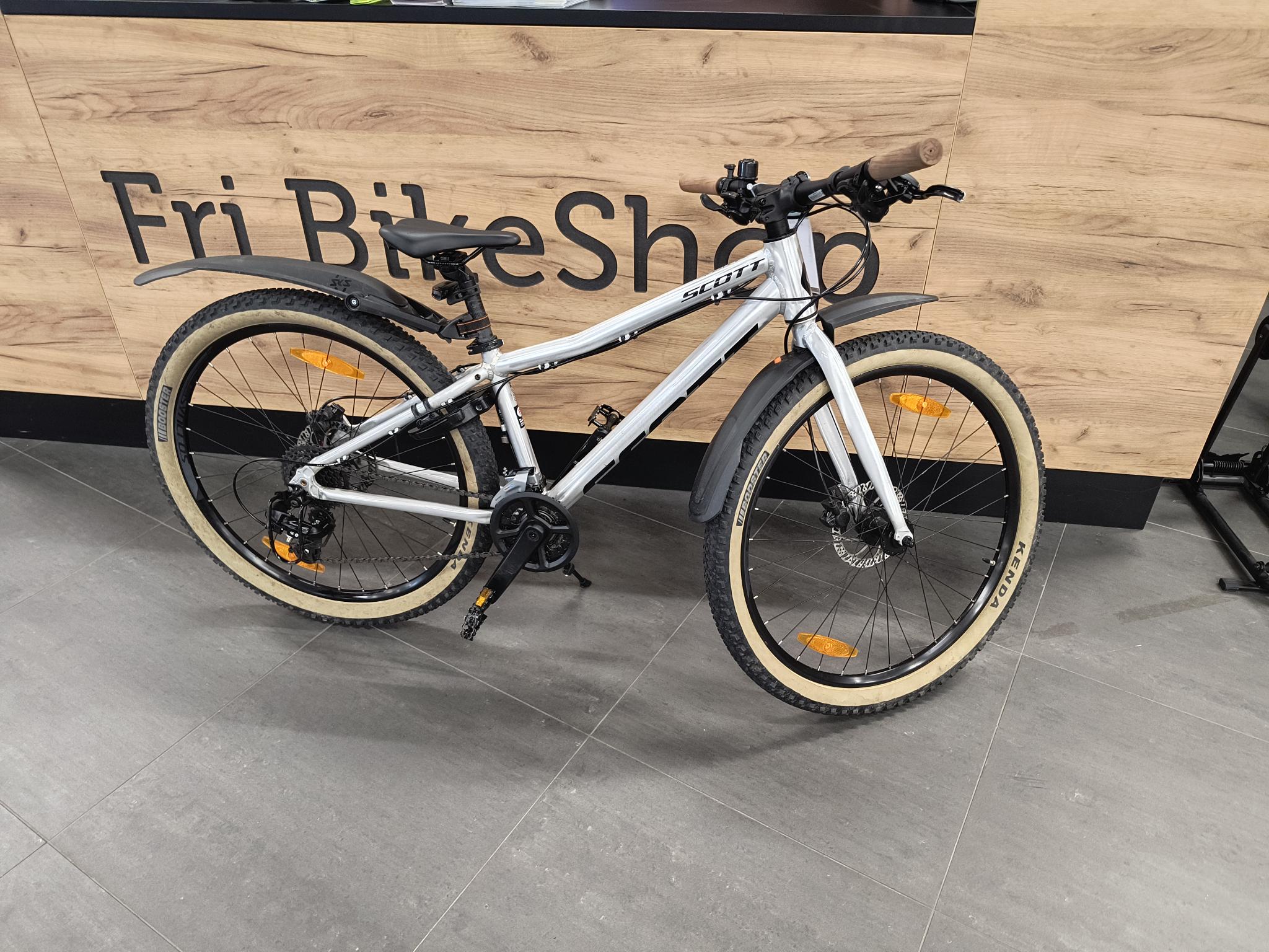 Scale 26 rigid - 26"