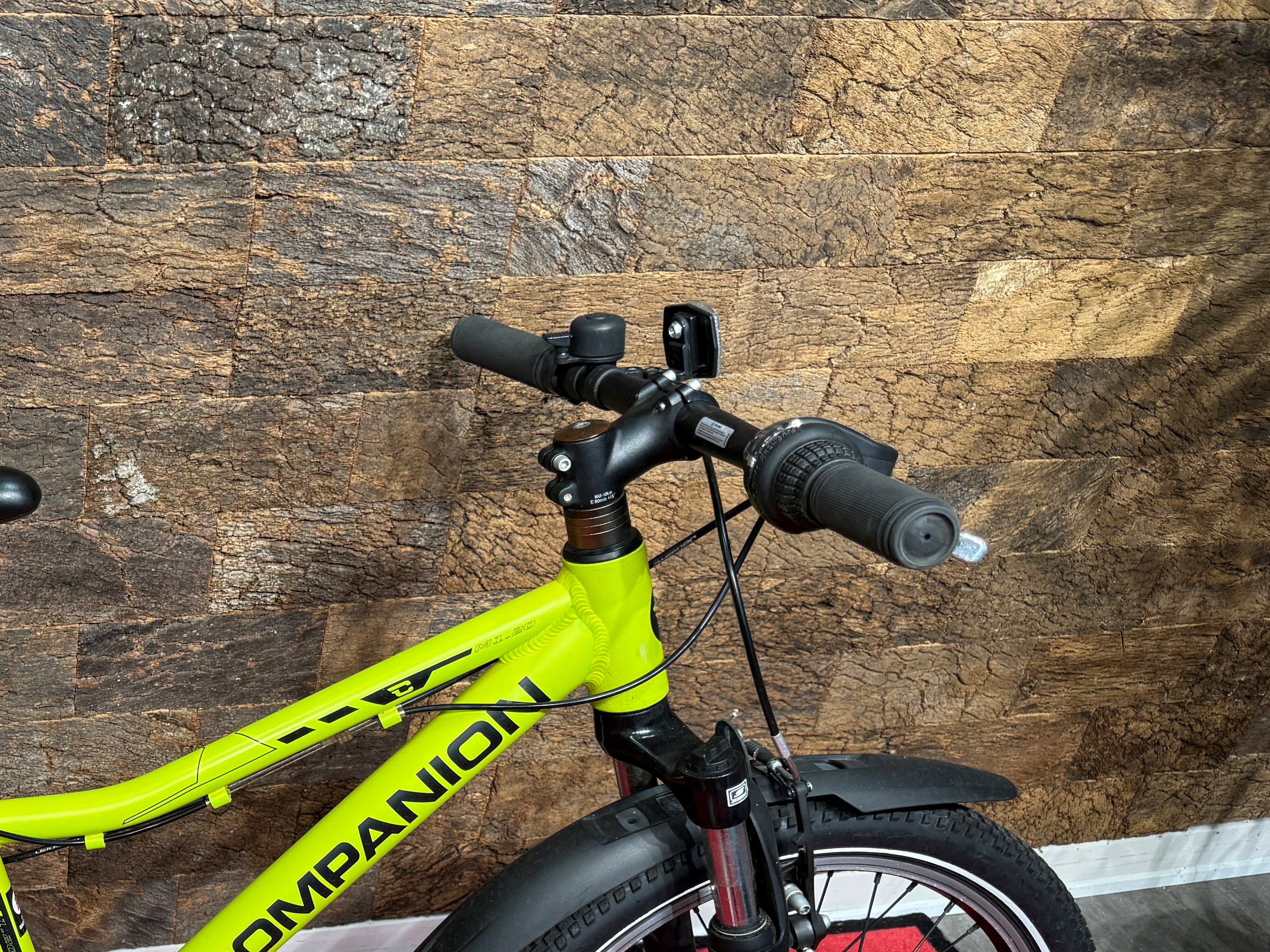 Companion Lime Grøn M1.20 - 20"