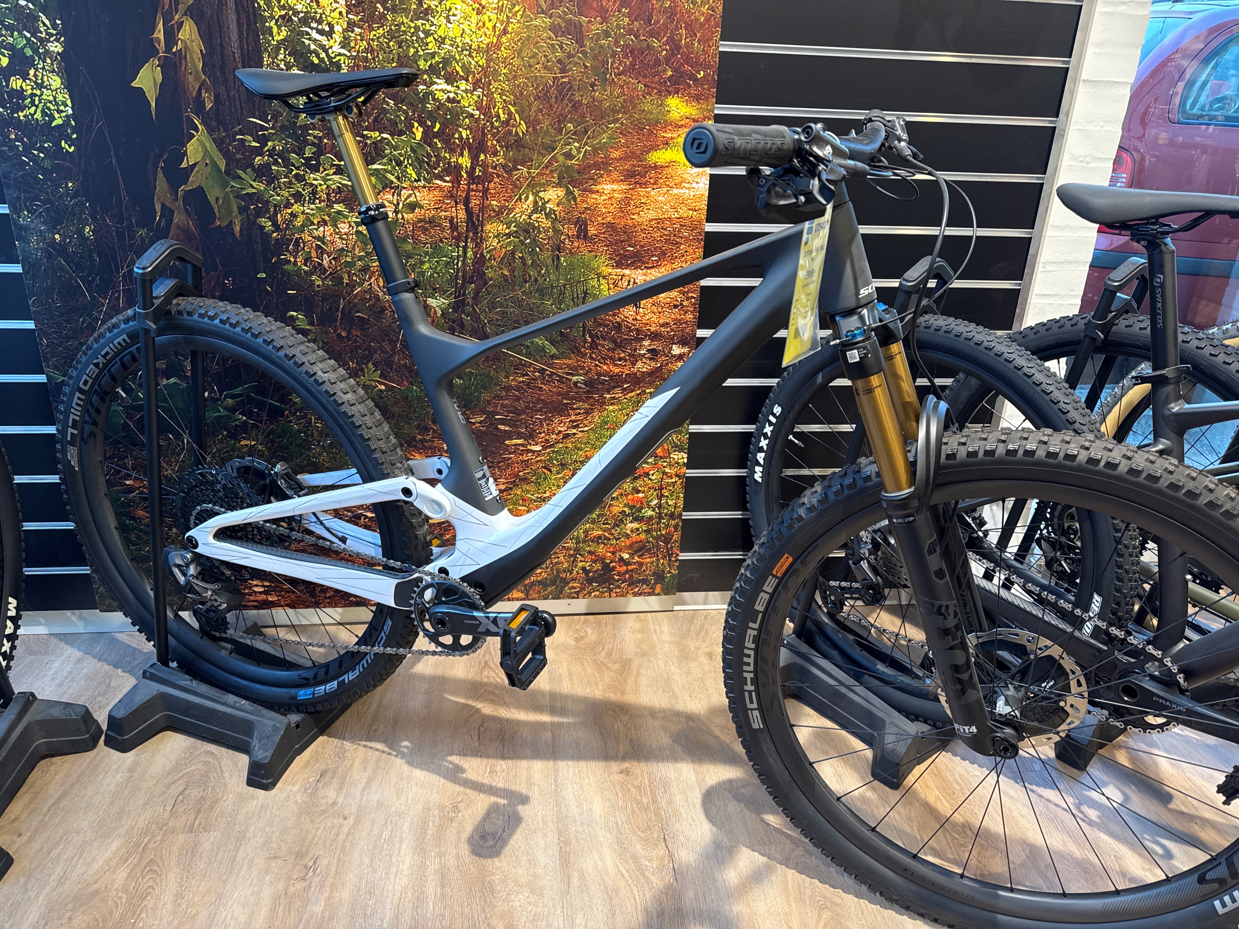 SCOTT Mat Sort Spark 900 Tuned AXS - L