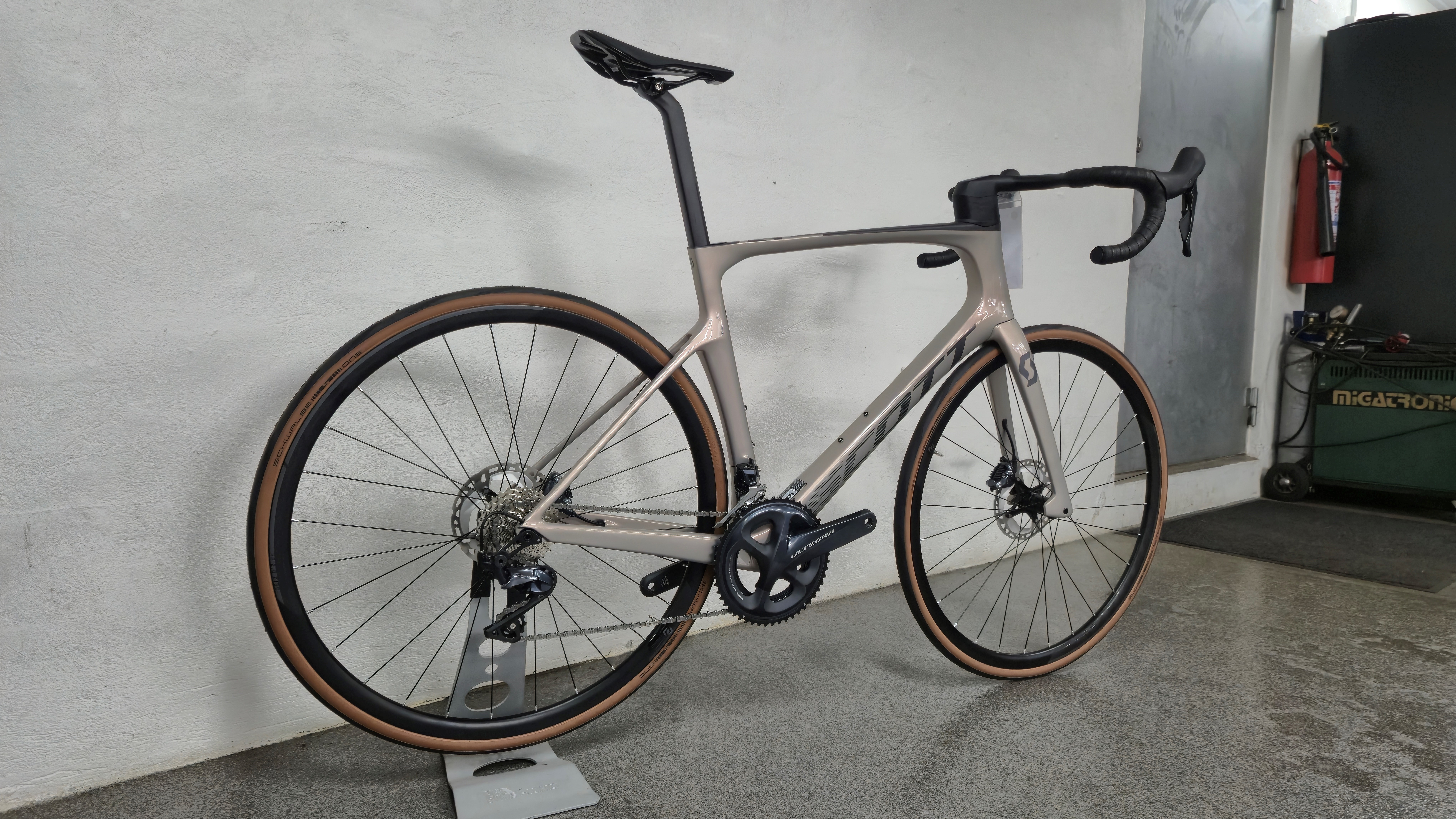 SCOTT Kirsebær Grå Foil RC 30 - 58 cm