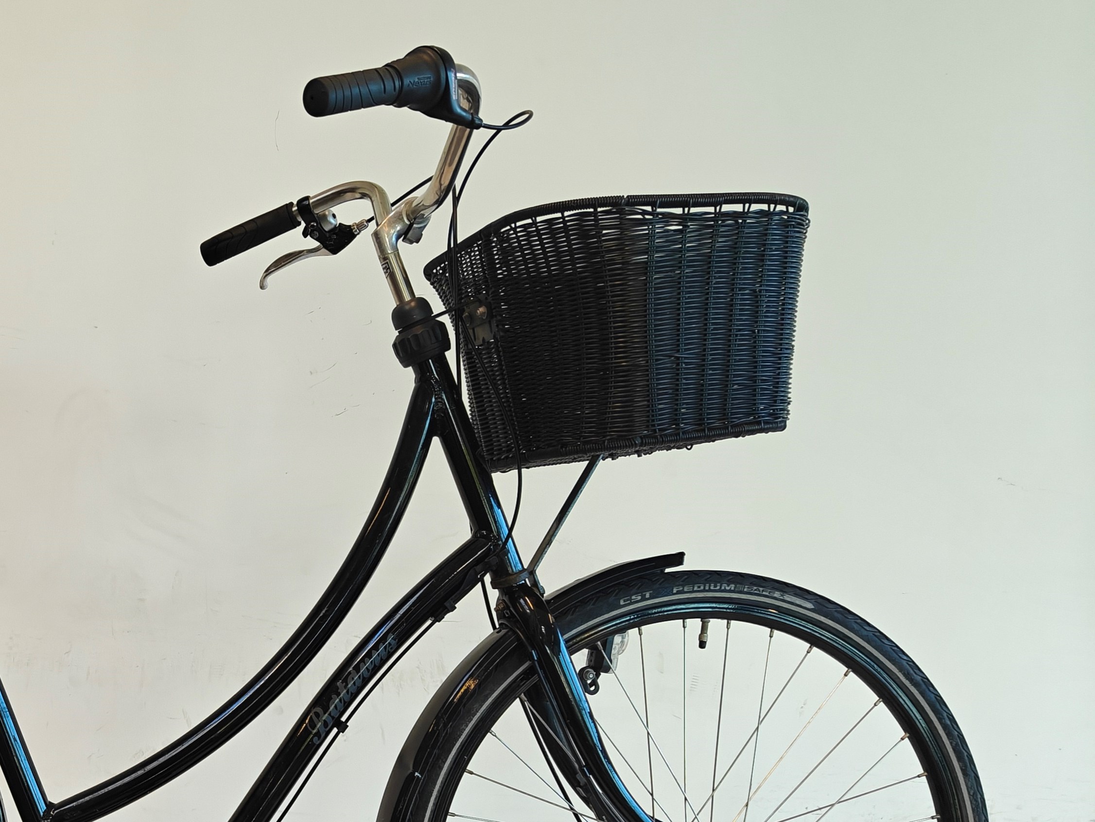 Batavus Sort Cambridge - 49 cm