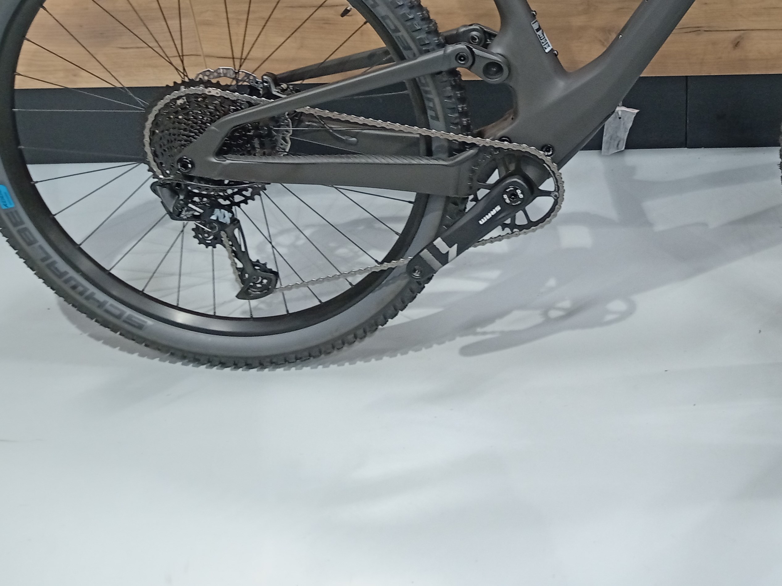 SCOTT Raw Carbon Spark 940 - M