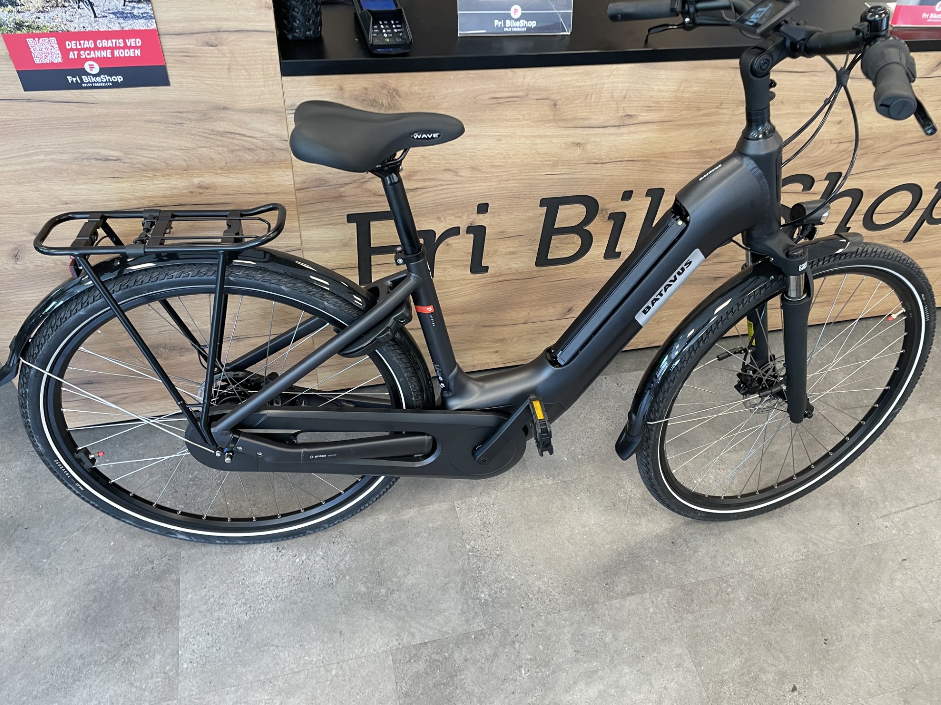Batavus Smoking Black Altura Power Pro - 46 cm