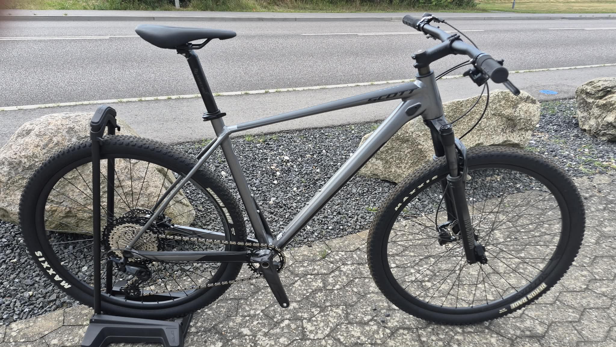 Scale 965 - XL