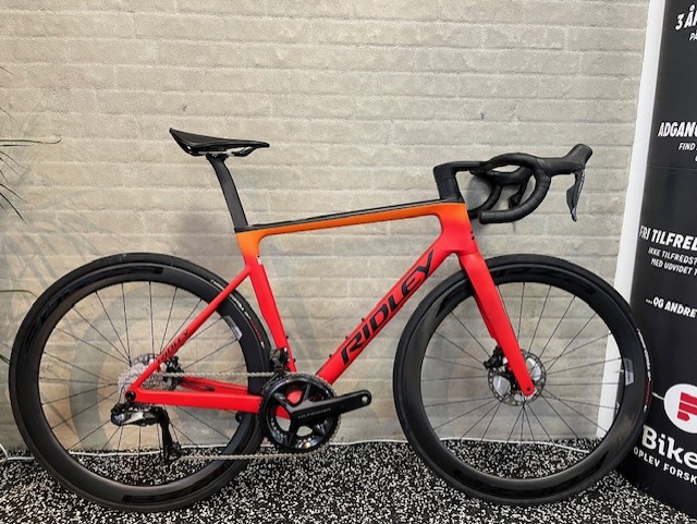 Falcn RS Ultegra DI2 - M