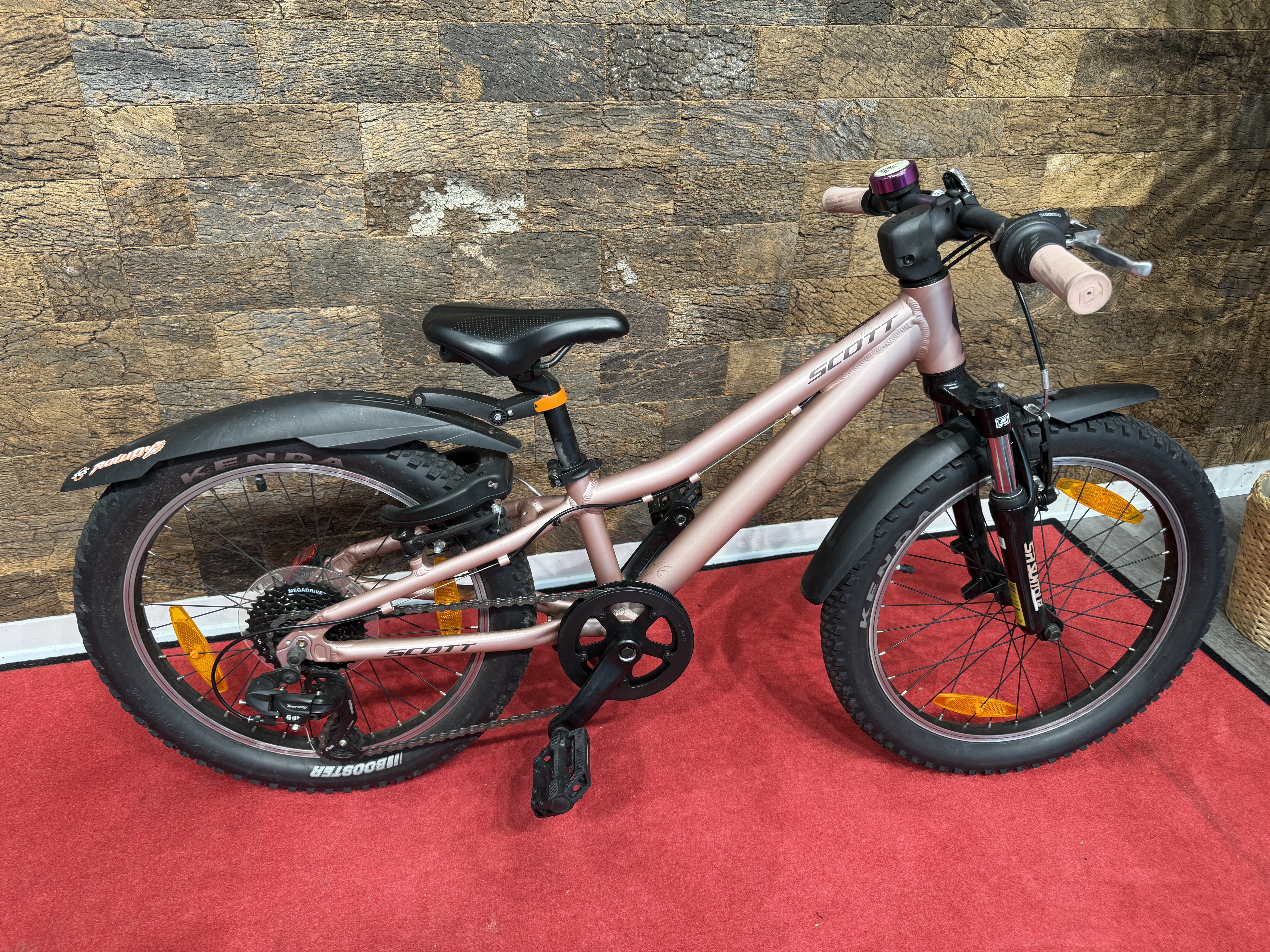 Contessa 20 - 20"