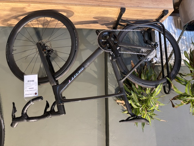 Addict RC 30 - L