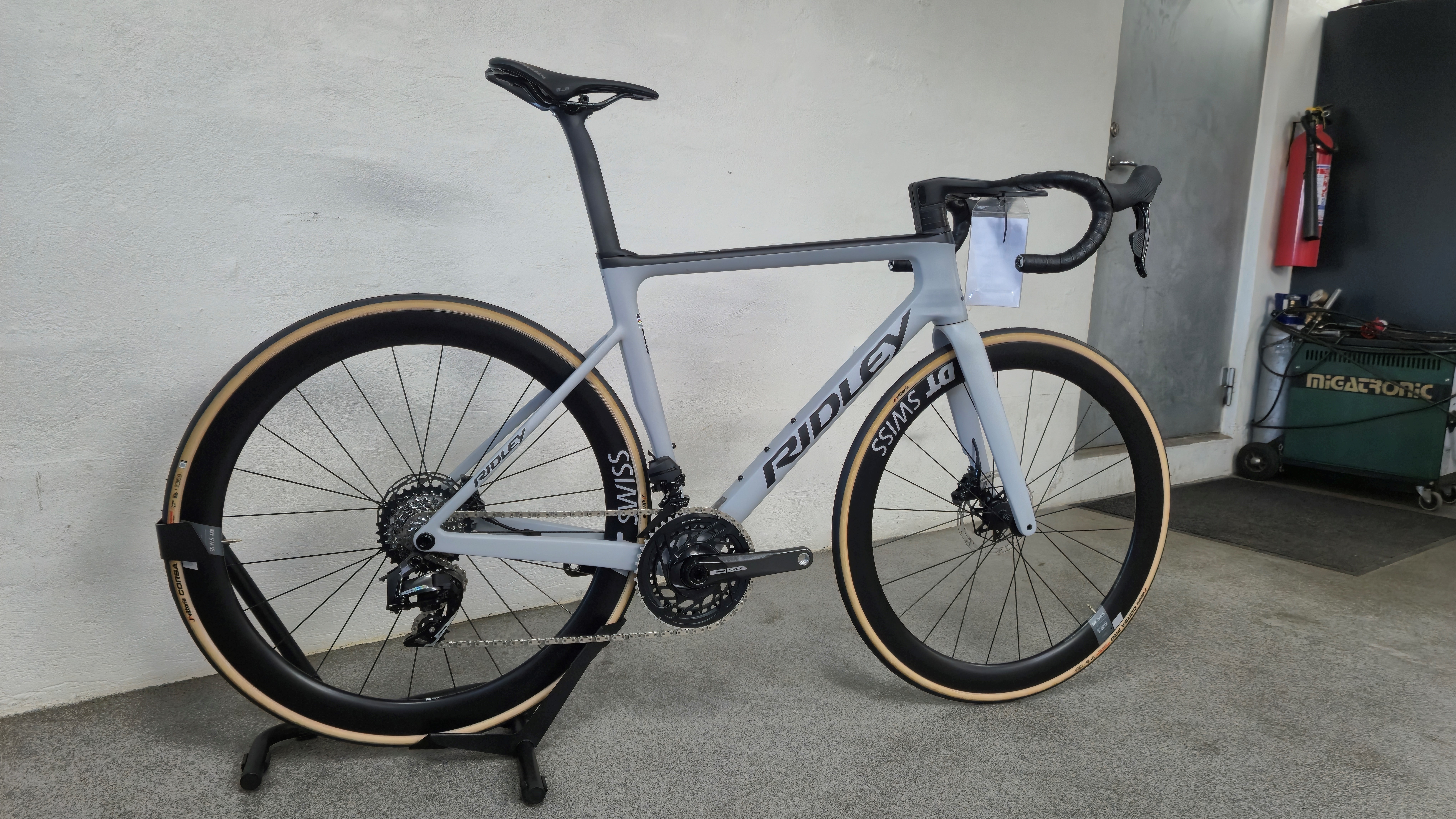 Ridley Battleship Grey Falcn RS Force AXS - M