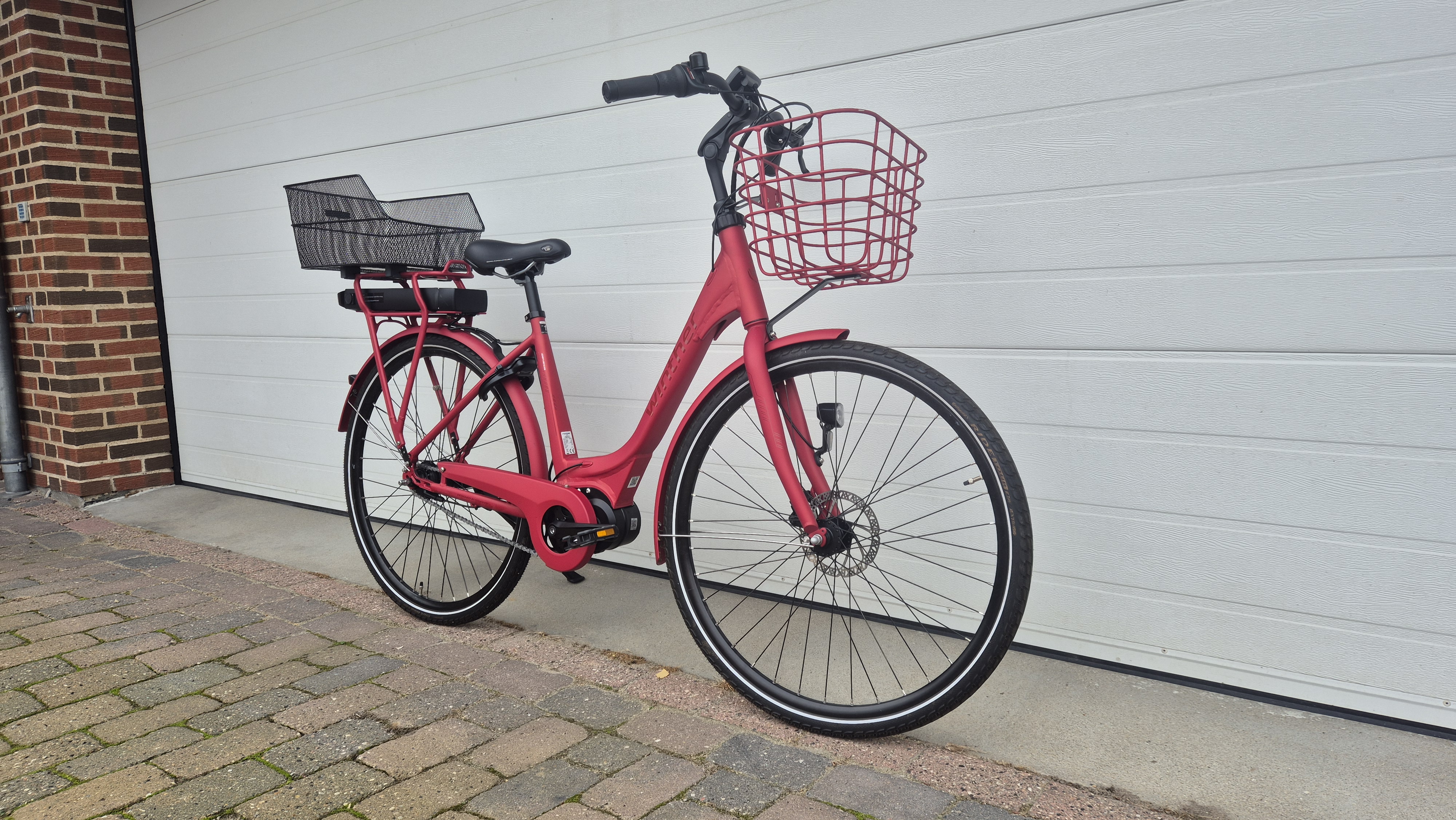 Genesis E2 - 48 cm